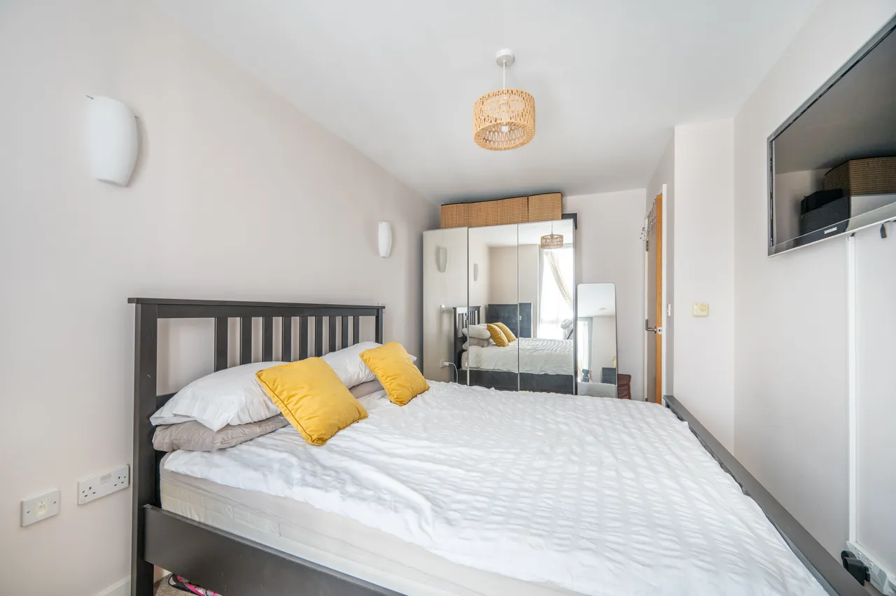 Flat 223, Quadrant Court, Empire Way, Wembley, photo 7