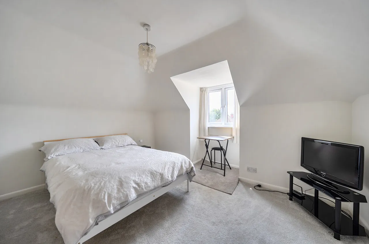 Southdene Road, Chandler's Ford, SO53, photo 5