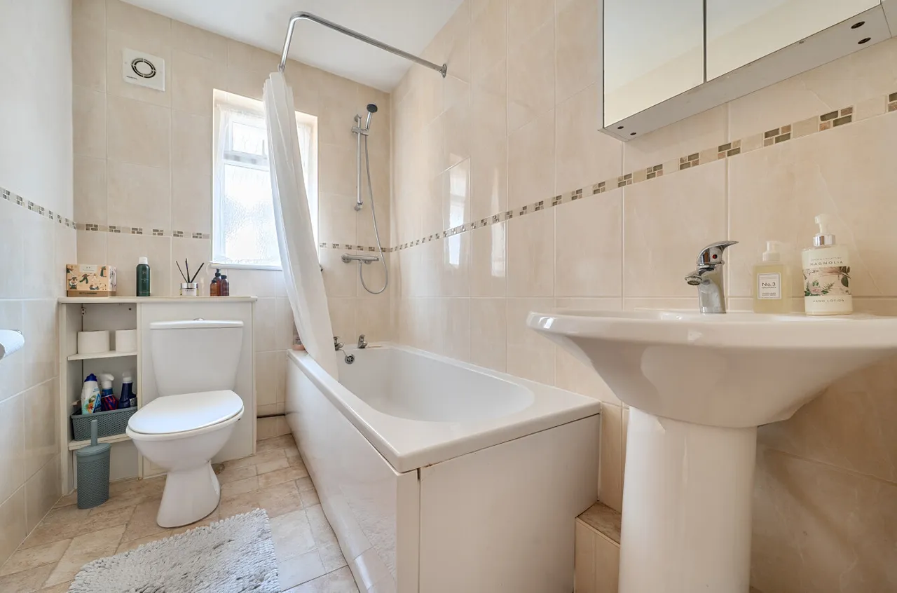Southdene Road, Chandler's Ford, SO53, photo 7
