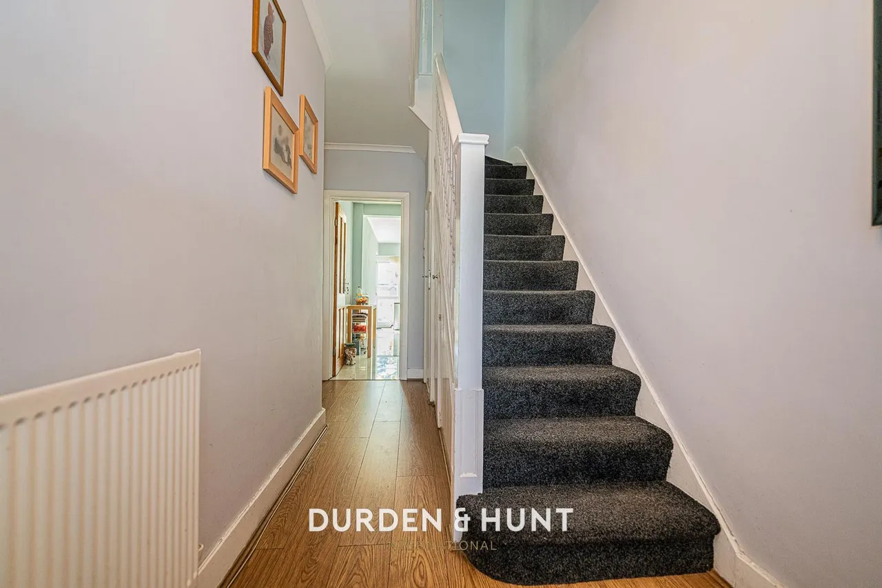 Flora Gardens, Chadwell Heath, RM6, photo 10