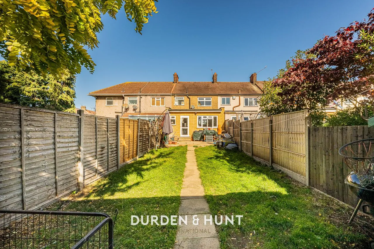 Flora Gardens, Chadwell Heath, RM6, photo 21