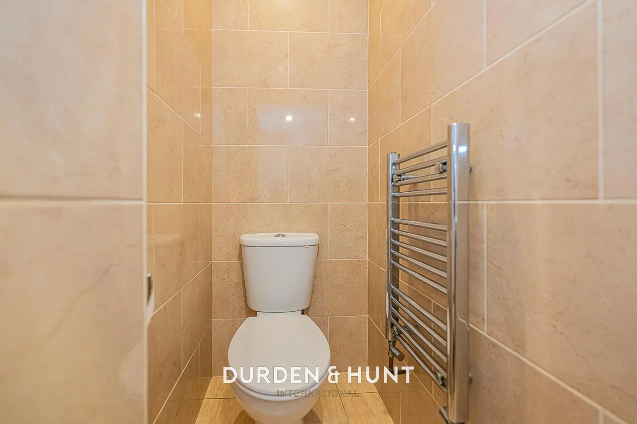 Flora Gardens, Chadwell Heath, RM6, photo 9