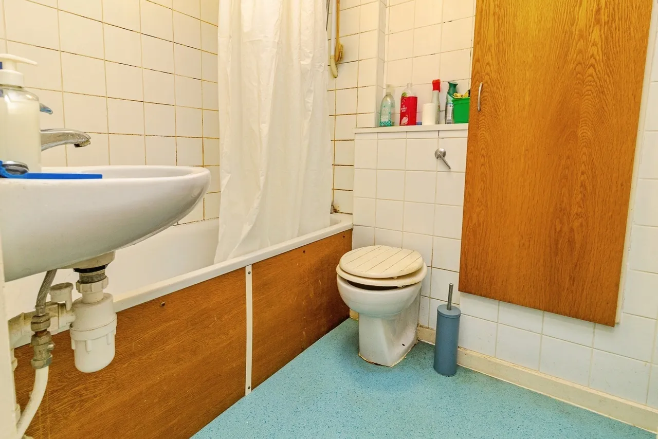 Campion, Great Linford, Milton Keynes, Buckinghamshire, MK14, photo 15