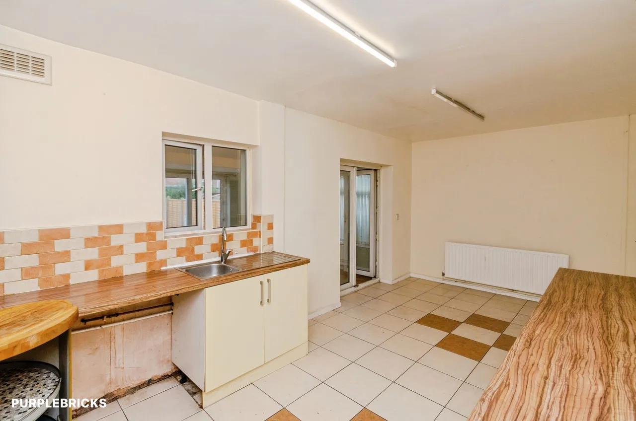 Kelvin Place, Walsall, WS2, photo 8