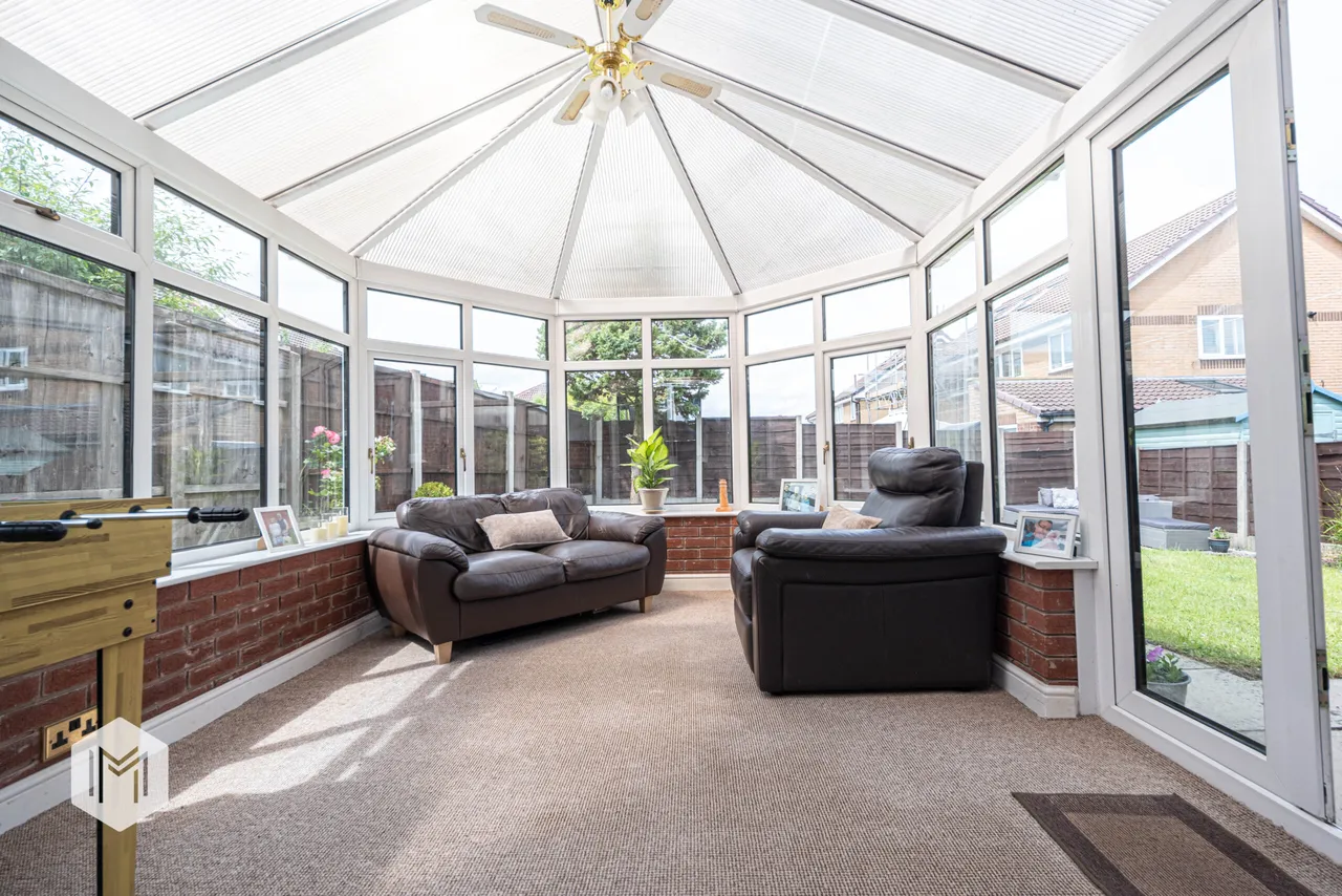 Bidston Close, Bury, BL8 2UN, photo 7