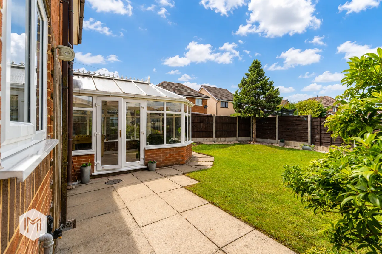Bidston Close, Bury, BL8 2UN, photo 22