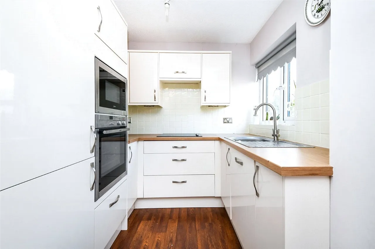 Ravenscourt, Sawyers Hall Lane, Brentwood, Essex, CM15, photo 7