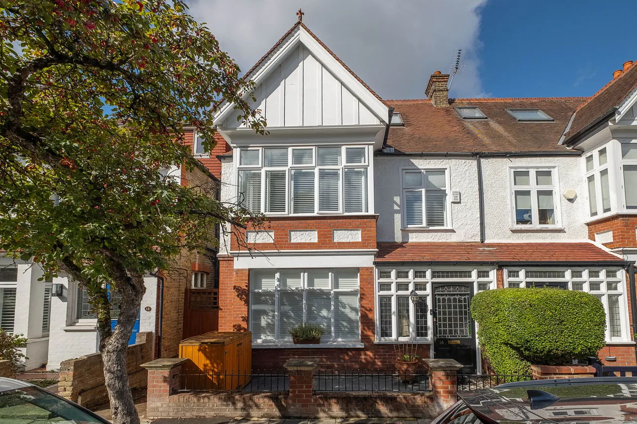 4 bed house for sale, Gilpin Avenue, London, SW14