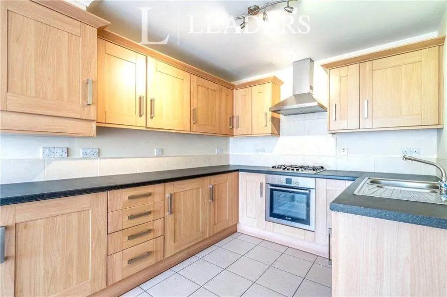 Whyke Lane, Chichester, PO19, photo 2
