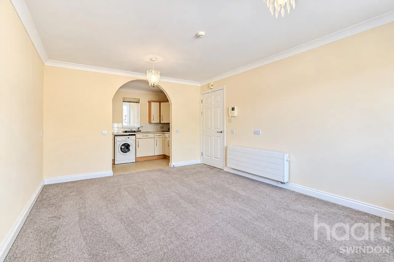 Kingsdown Road, Swindon, SN3, photo 5