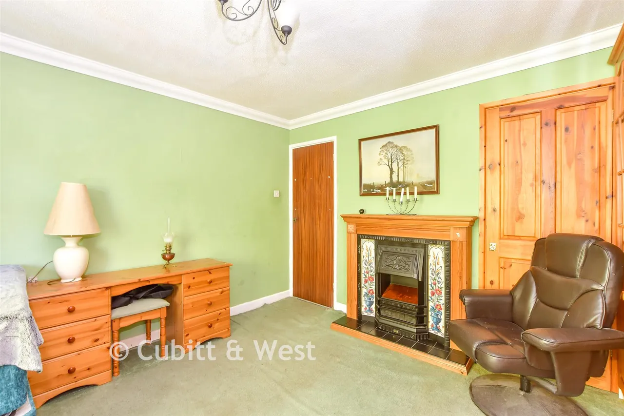 Fraser Gardens, Southbourne, PO10, photo 6
