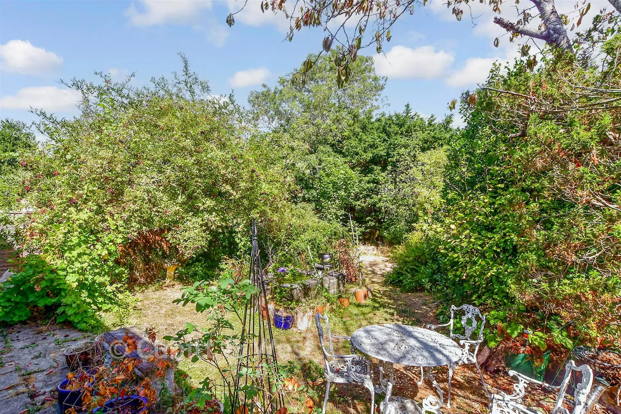 Fraser Gardens, Southbourne, PO10, photo 13