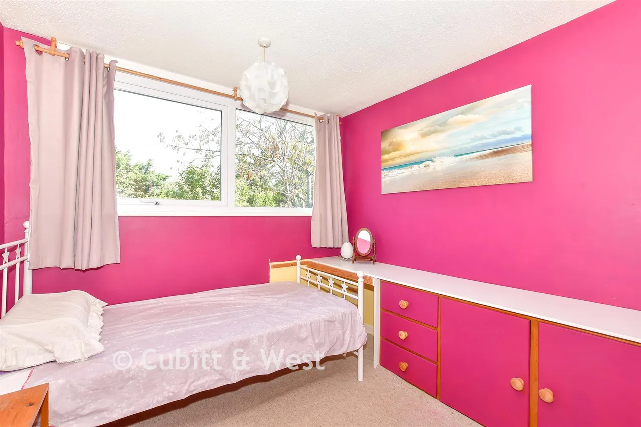 Fraser Gardens, Southbourne, PO10, photo 9