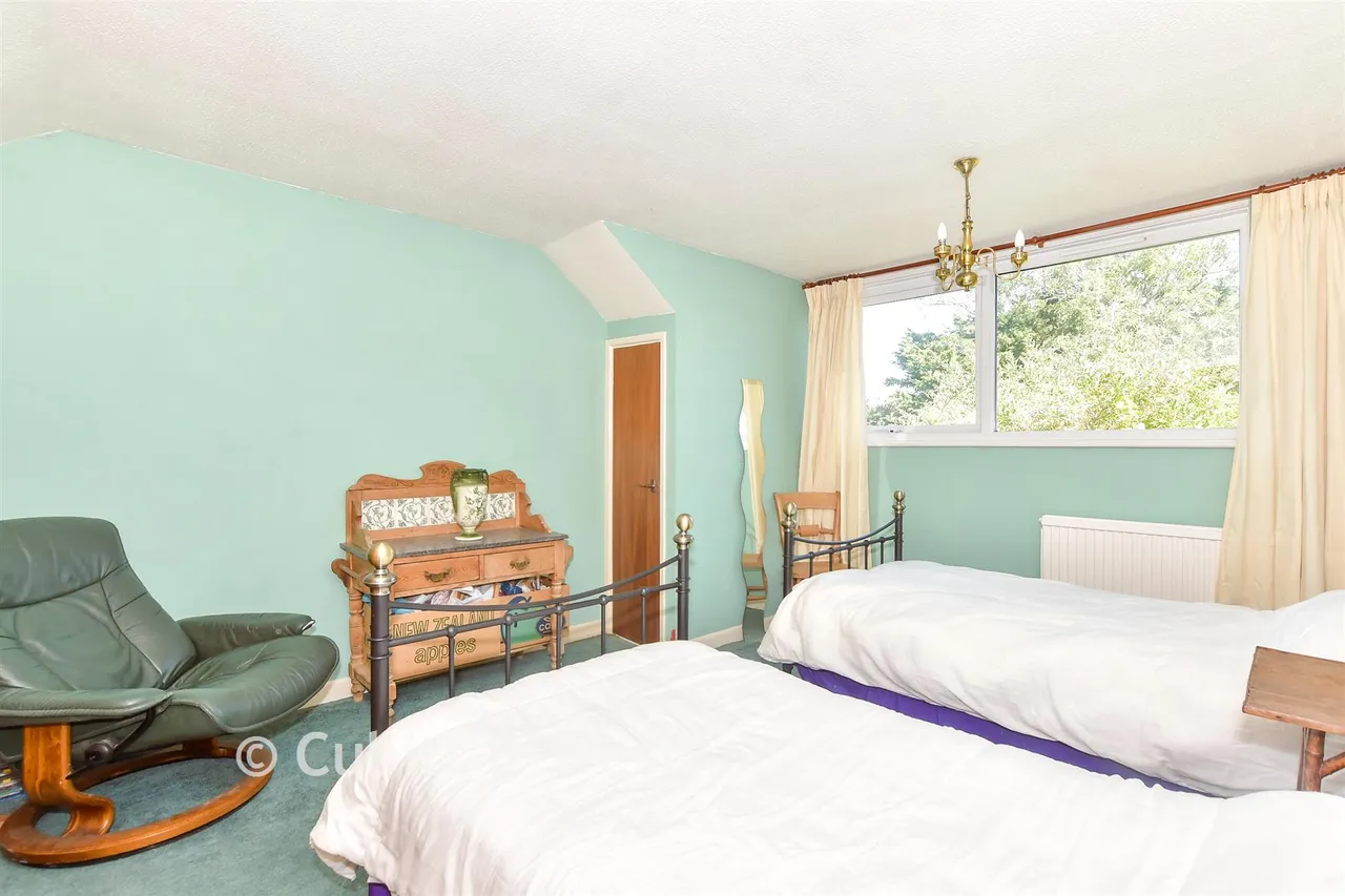 Fraser Gardens, Southbourne, PO10, photo 7