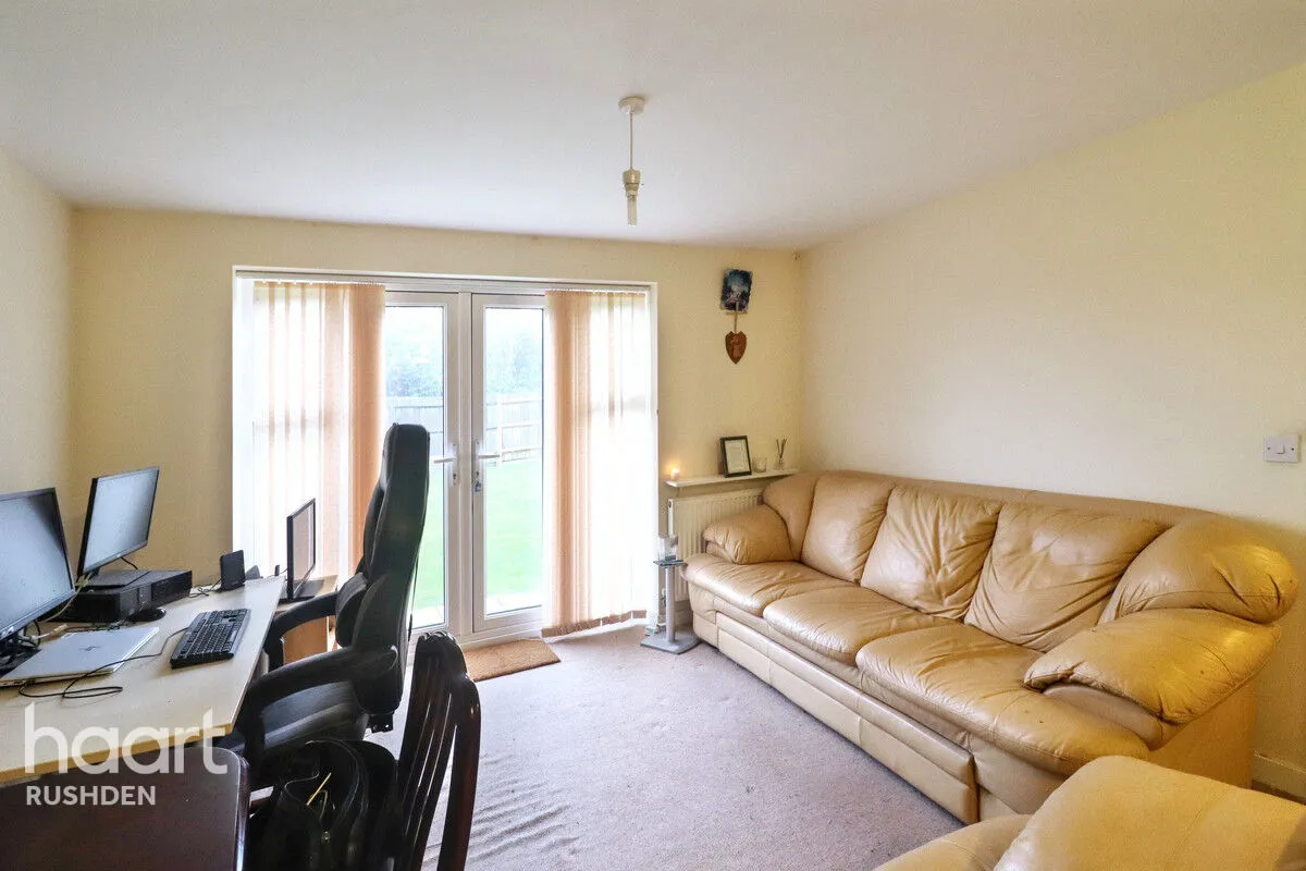 Tyne Way, Rushden, NN10, photo 7
