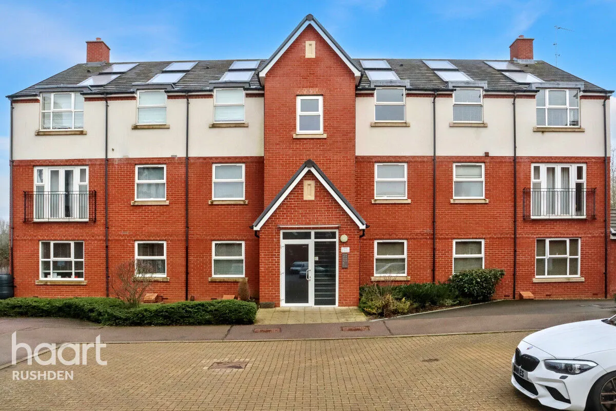 2 bed flat for sale, Tyne Way, Rushden, NN10