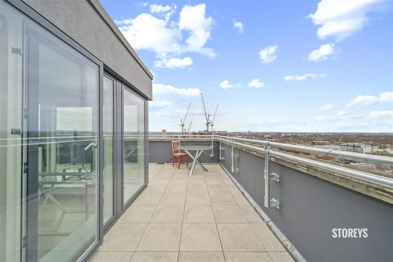 2 bed flat for sale, Claredale Street, Bethnal Green, E2