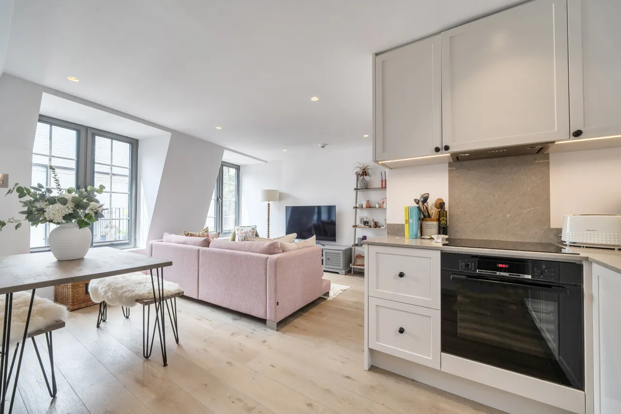 Dukes Mews, London, N10, photo 5