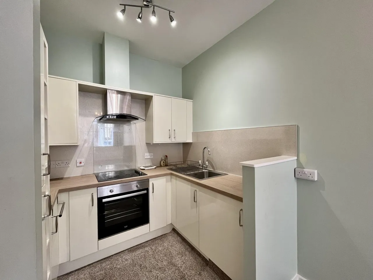 Spencers Wood, Bromley Cross, Bolton, BL7, photo 4
