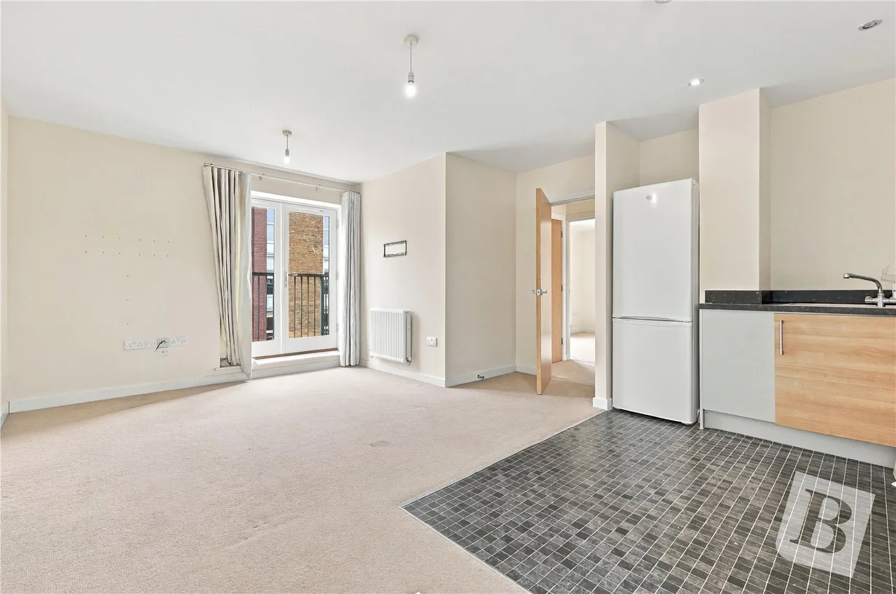 2 bed flat for sale, Broomfield Road, Chelmsford, CM1