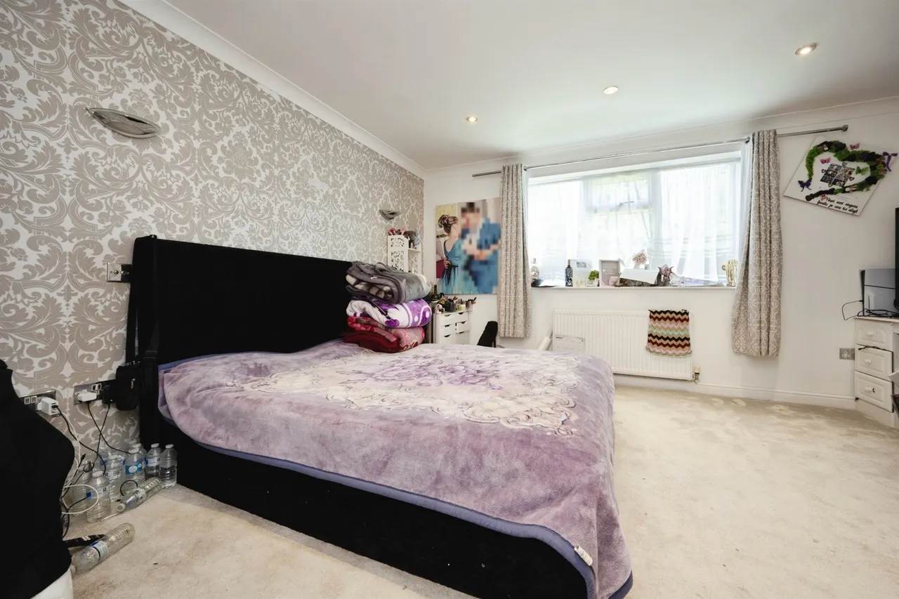 Russell Avenue, Aylesbury, HP21, photo 18