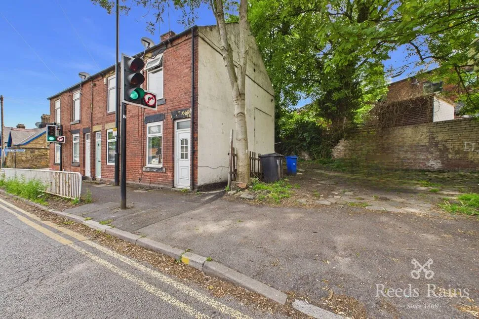 2 bed house to rent, Catch Bar Lane, Sheffield, S6