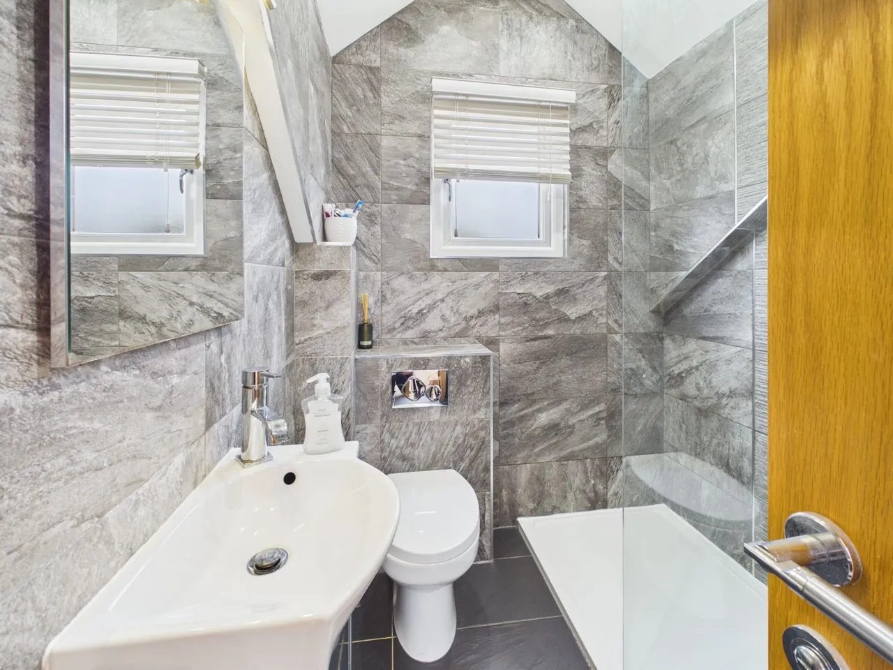 Norfolk Drive, Helmshore, BB4, photo 22