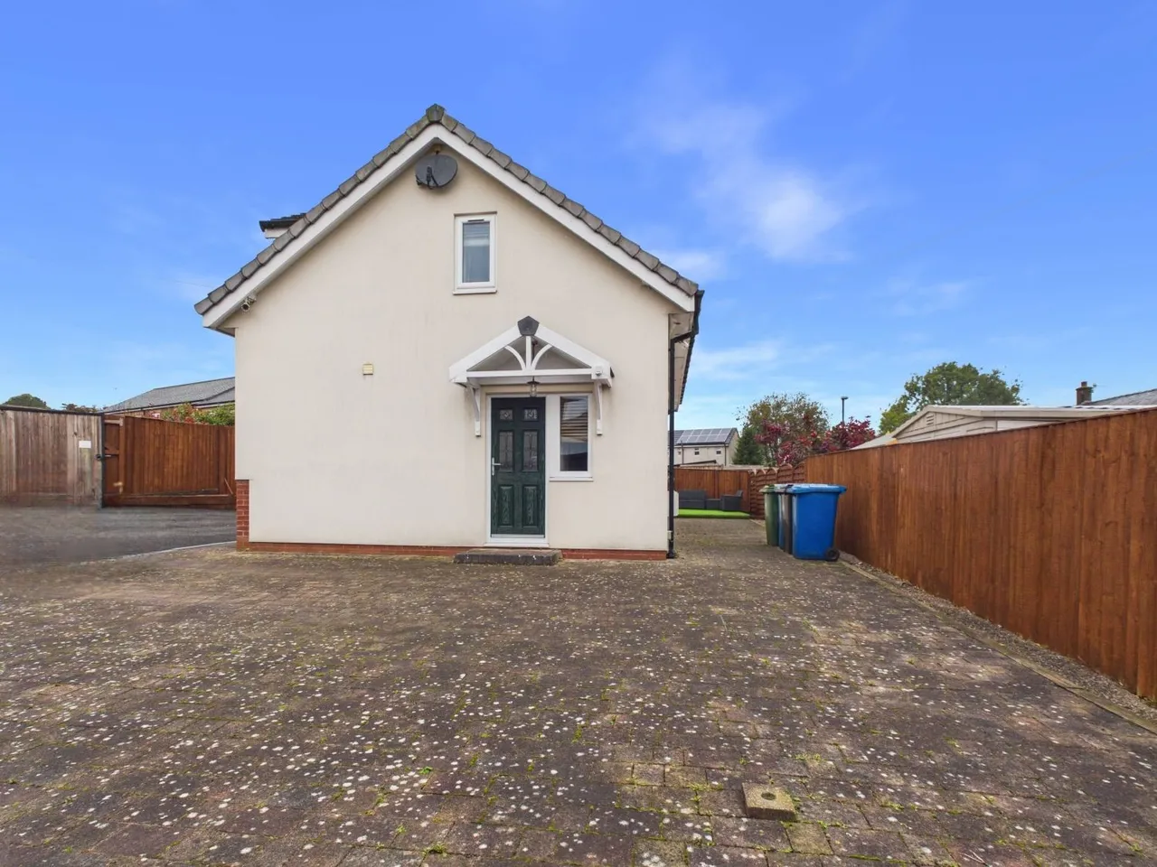 Norfolk Drive, Helmshore, BB4, photo 26