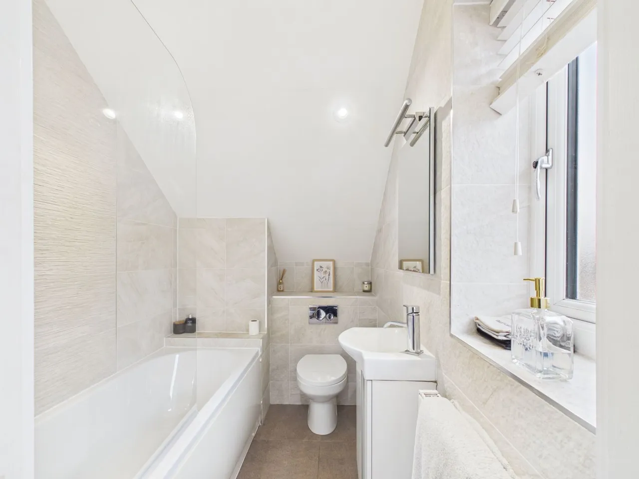 Norfolk Drive, Helmshore, BB4, photo 17
