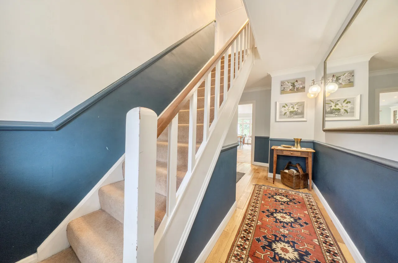 Ridgeway Close, Lightwater, Surrey, GU18 5XX, photo 15