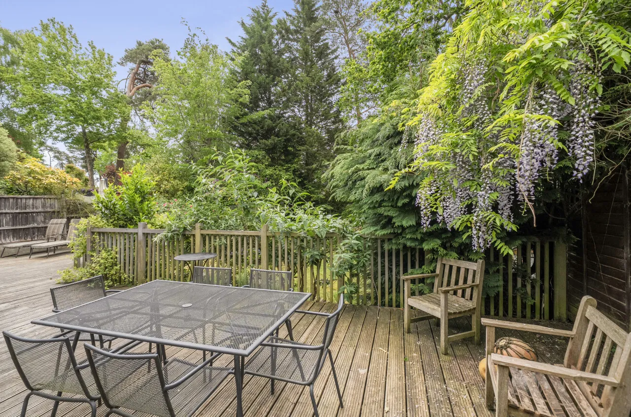 Ridgeway Close, Lightwater, Surrey, GU18 5XX, photo 17