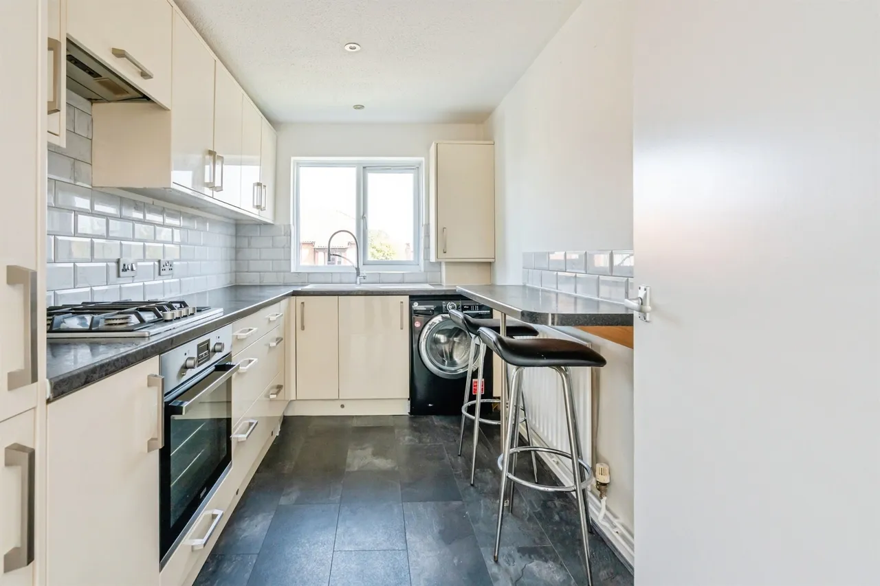Priestley Way, Bognor Regis, PO22, photo 2
