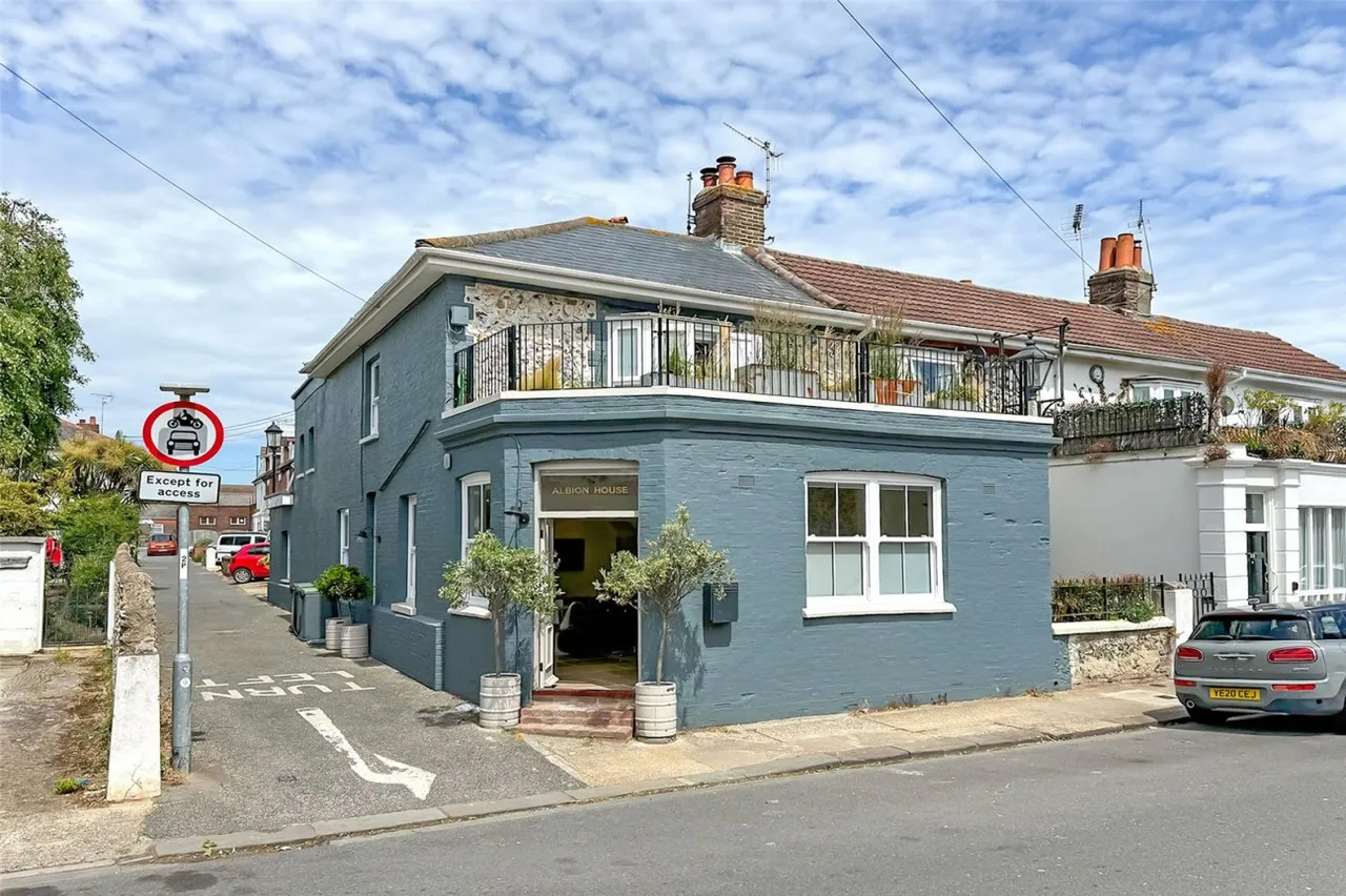 3 bed property for sale, Littlehampton, BN17