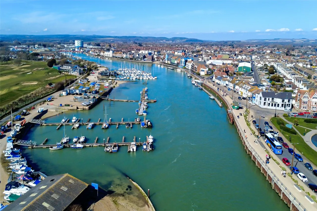 Littlehampton, BN17, photo 26