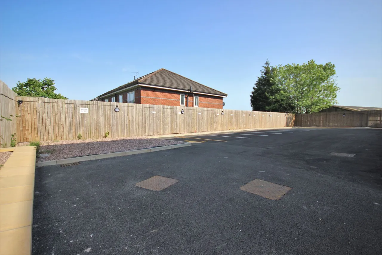 Widnes, Cheshire, photo 13