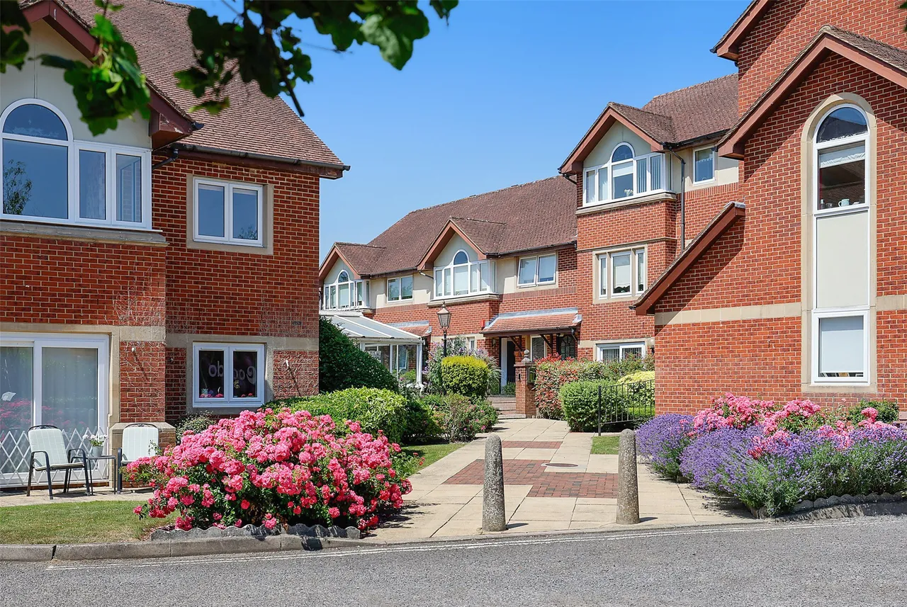 1 bed property for sale, Alma Road, Reigate, RH2