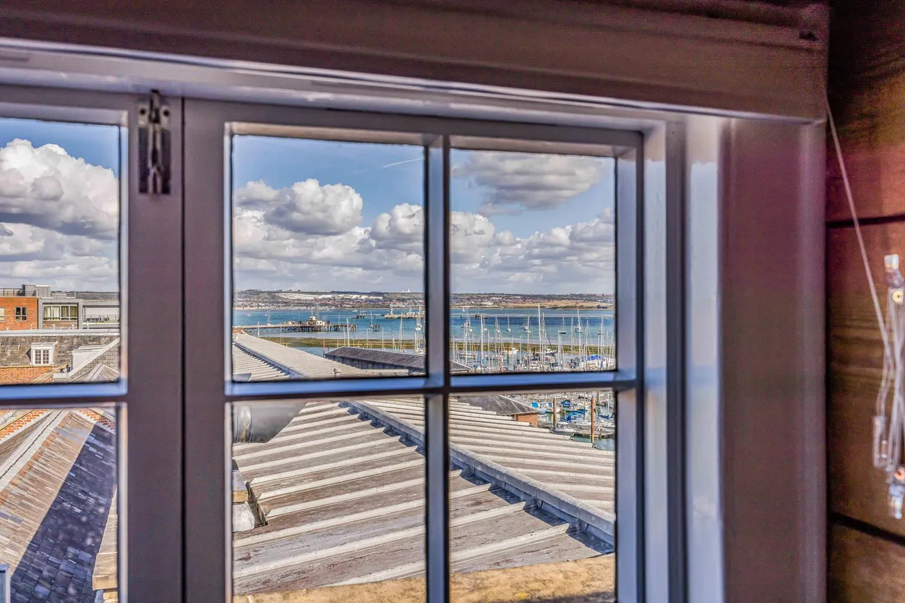 Gosport, PO12, photo 26