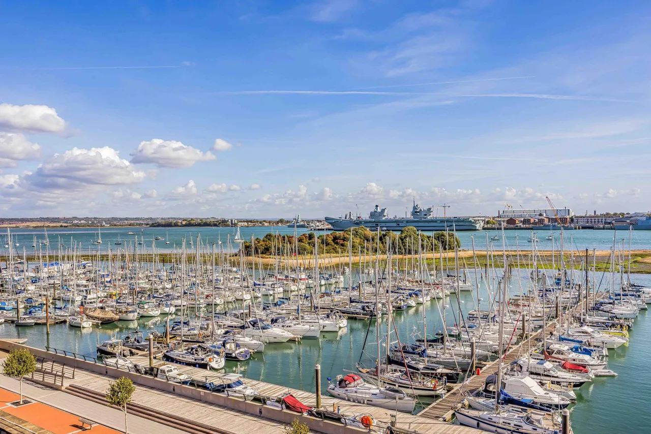 Gosport, PO12, photo 36