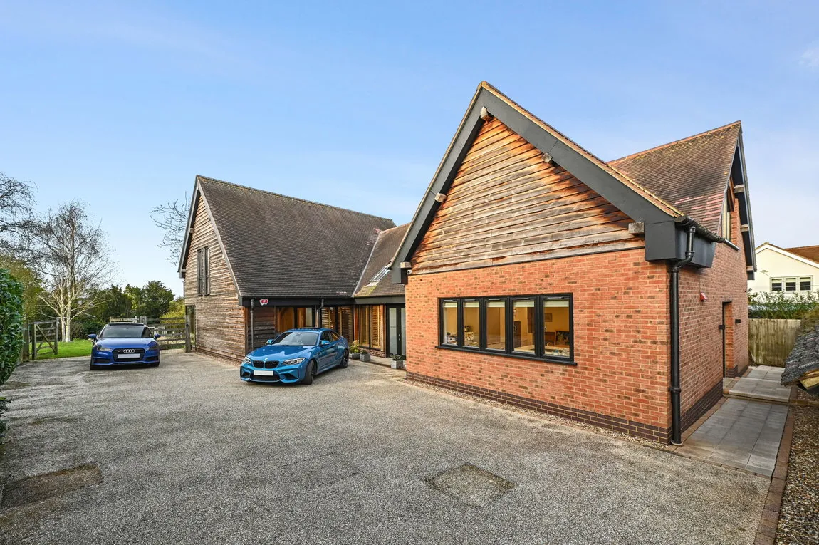 East End Farm, Pinner, HA5, photo 2