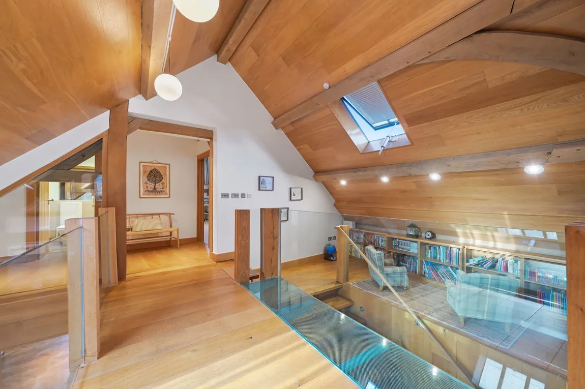East End Farm, Pinner, HA5, photo 9