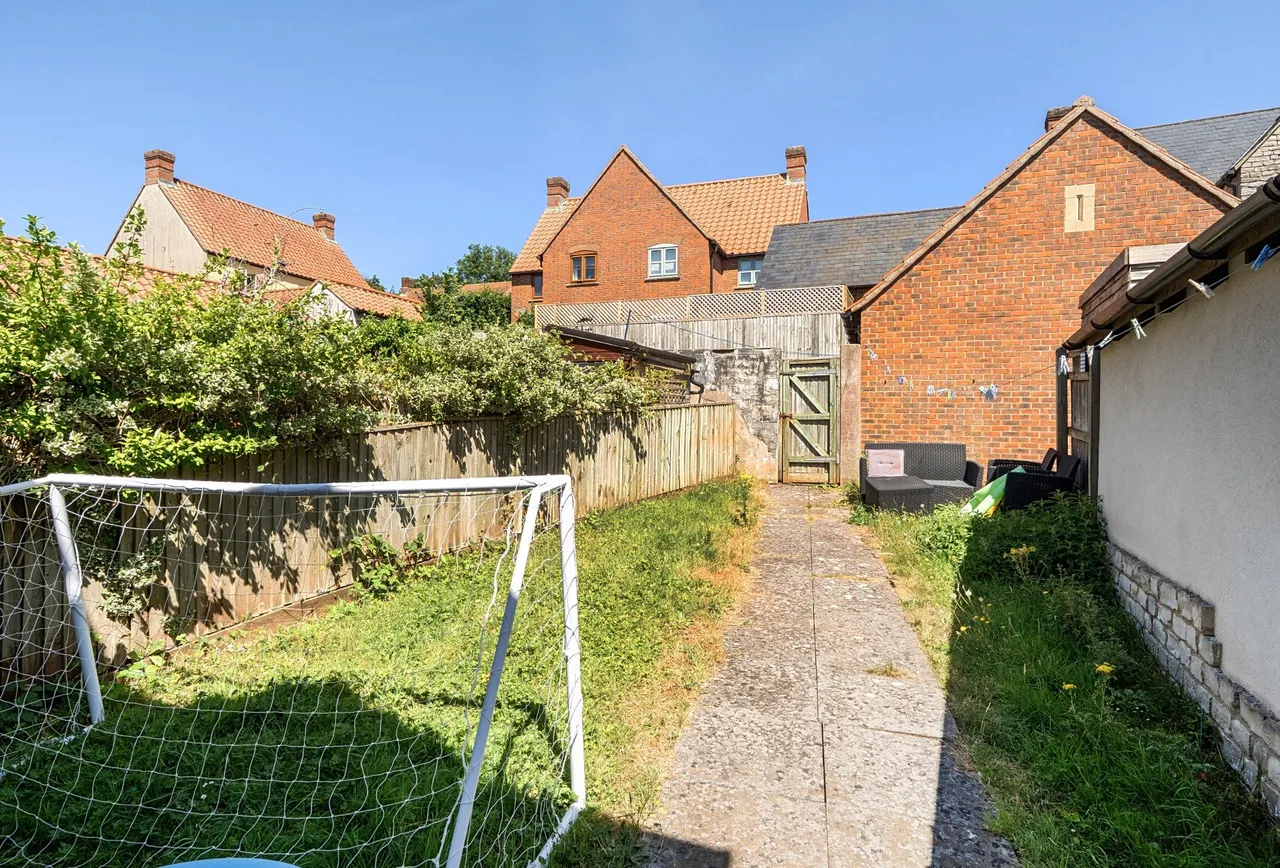 Blackberry Way, Somerset, Midsomer Norton, BA3 2RN, photo 14