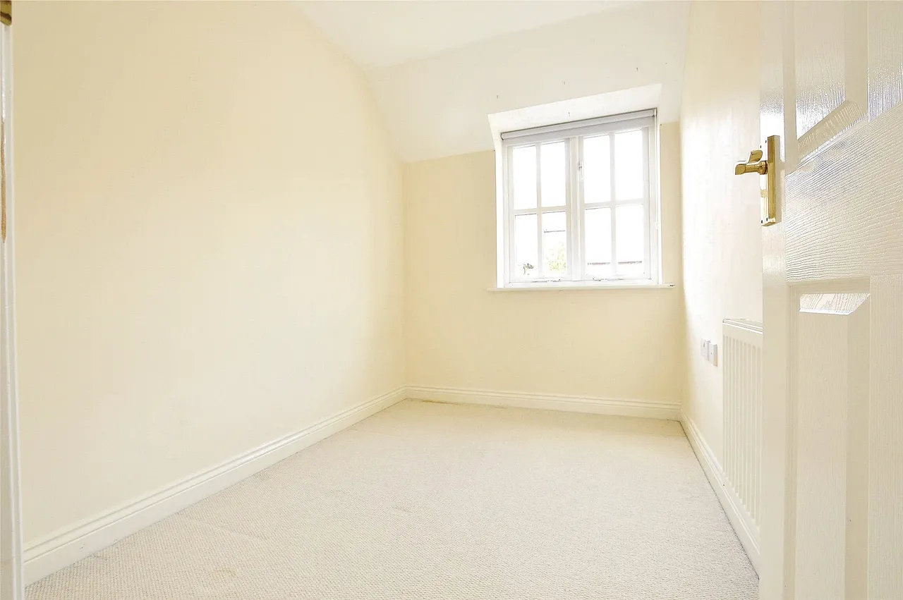 Blackberry Way, Somerset, Midsomer Norton, BA3 2RN, photo 12