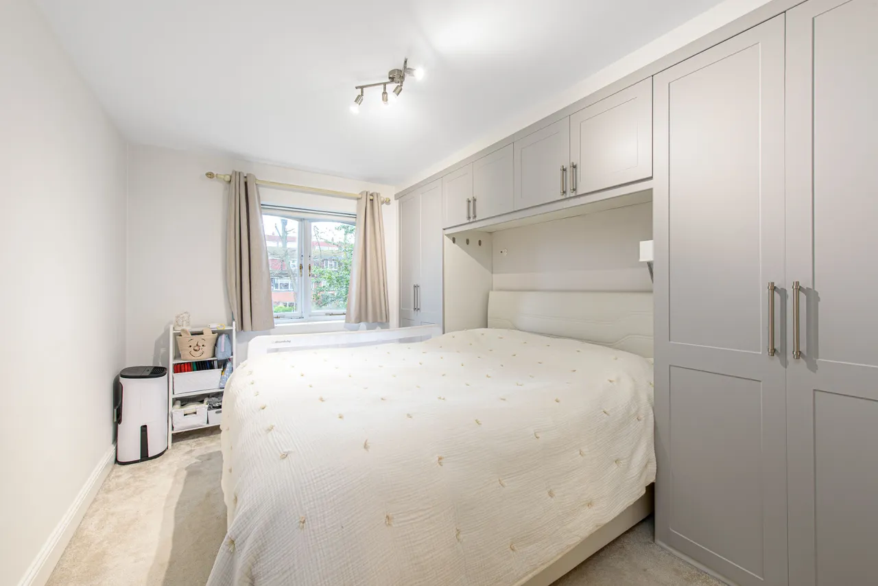 6 Limes Court, 23 Brondesbury Park, London, photo 6