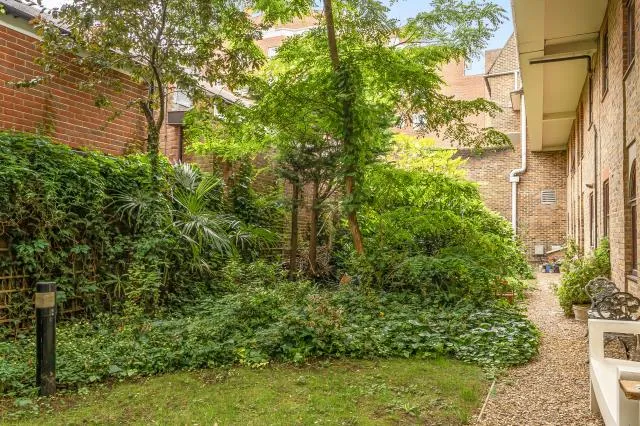 St. Johns Wood Road, London, NW8, photo 16