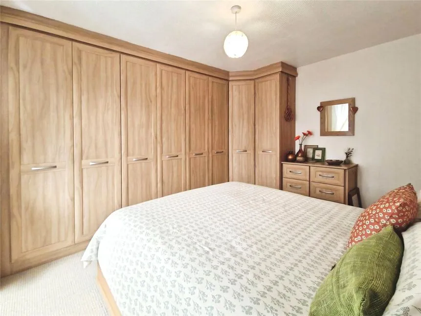 Everard Close, Worsley, M28, photo 13