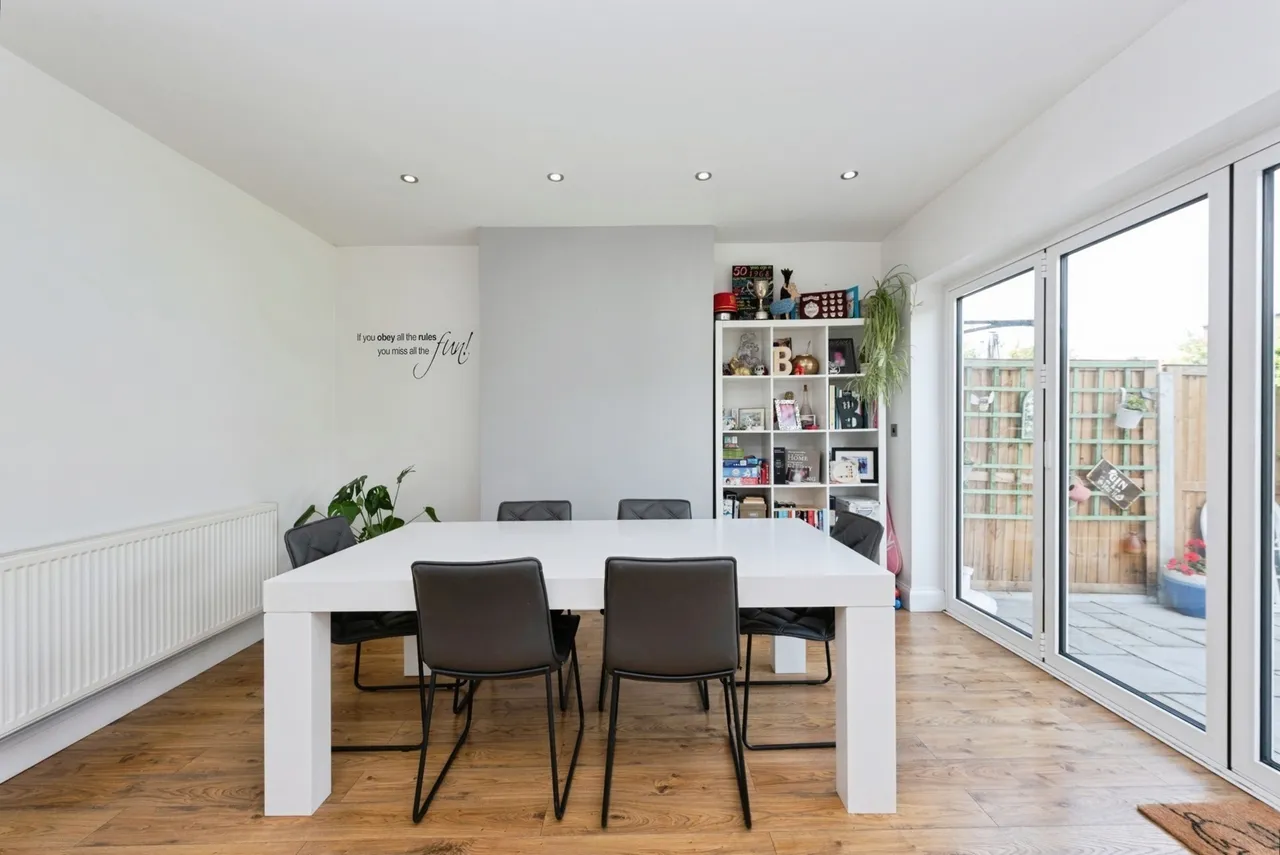 Church Road, Worcester Park, KT4, photo 17