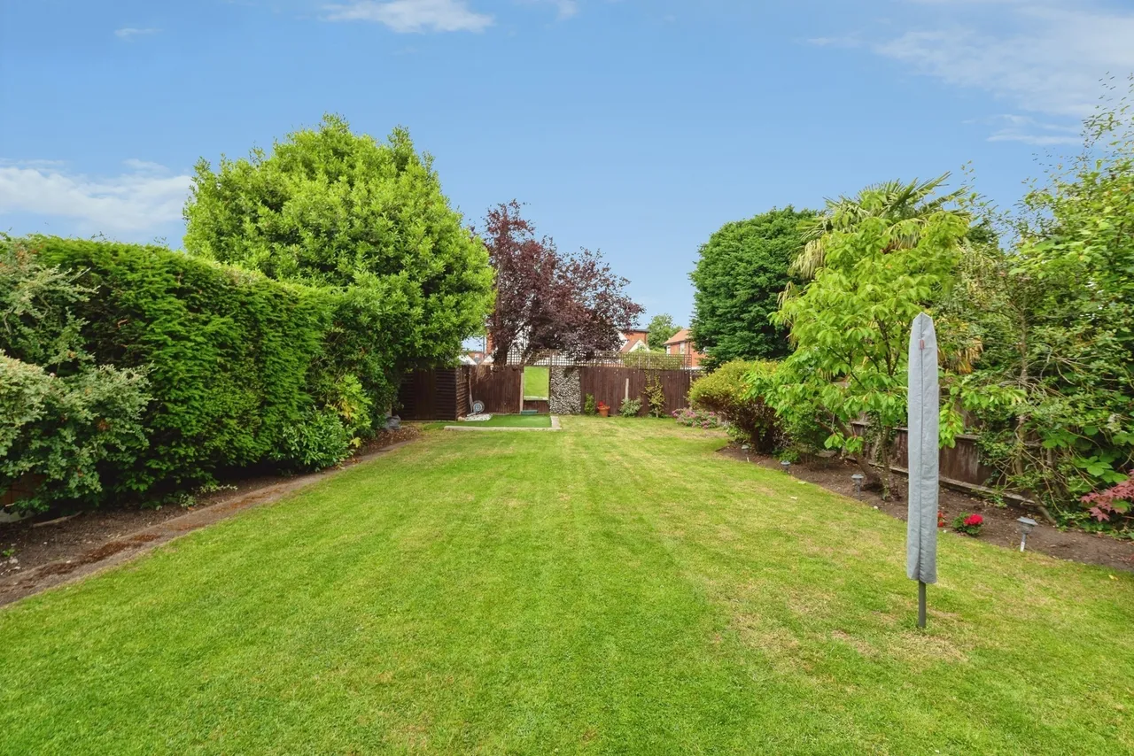 Church Road, Worcester Park, KT4, photo 14