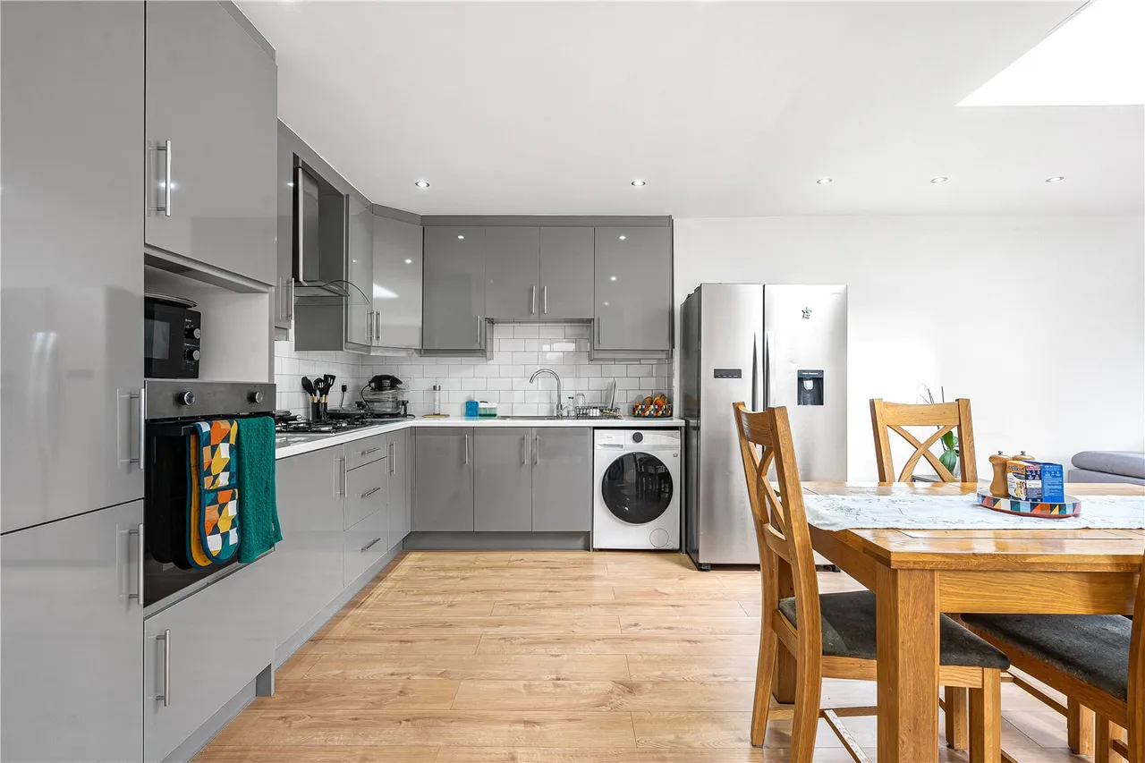 Cranbrook Drive, Twickenham, TW2, photo 13