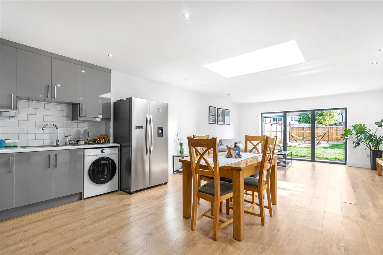Cranbrook Drive, Twickenham, TW2, photo 11