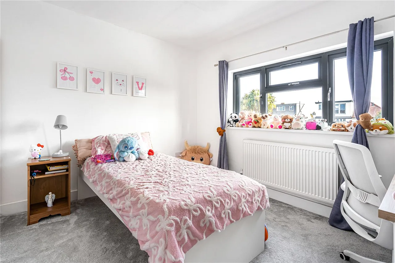 Cranbrook Drive, Twickenham, TW2, photo 16